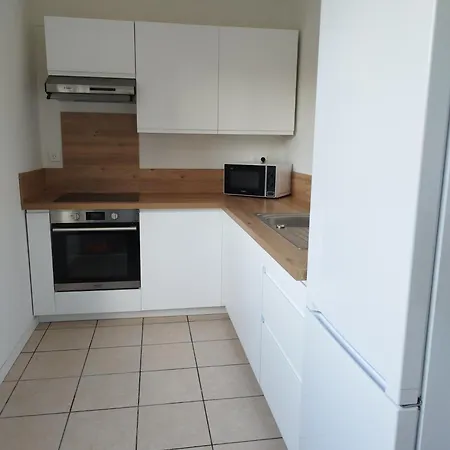 Traversant 2 아파트 *